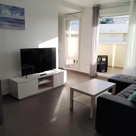 Super A 200m De La A « portisel » Apartment *